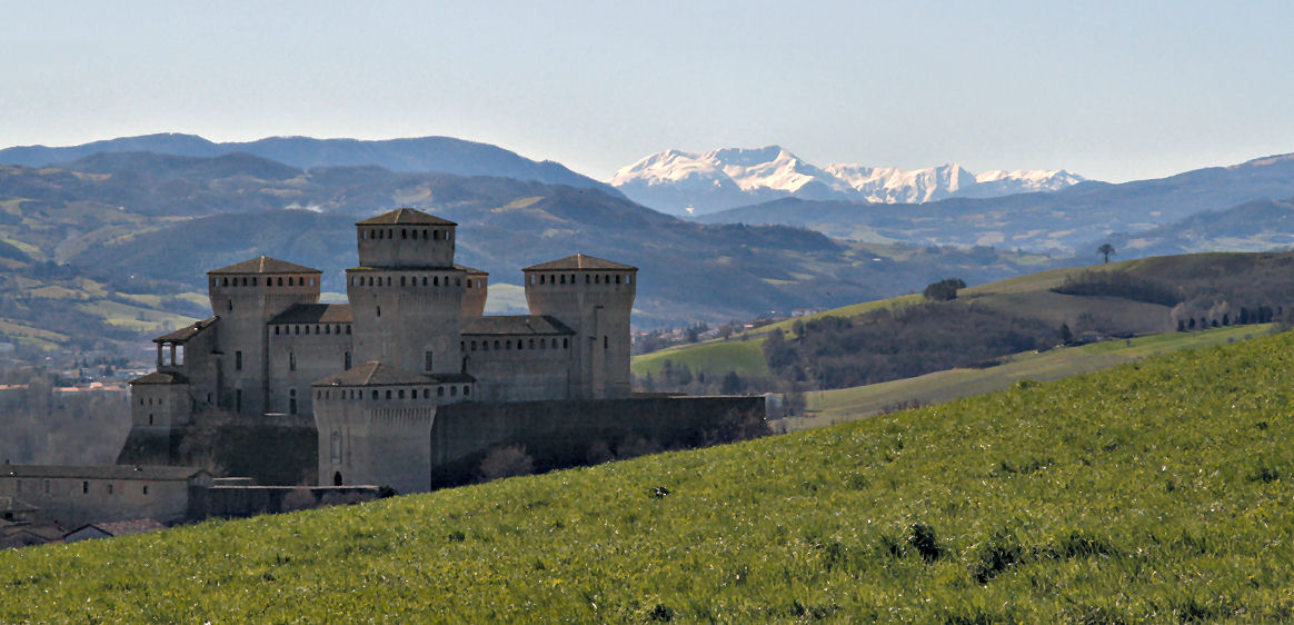 Castello_di_Torrechiara